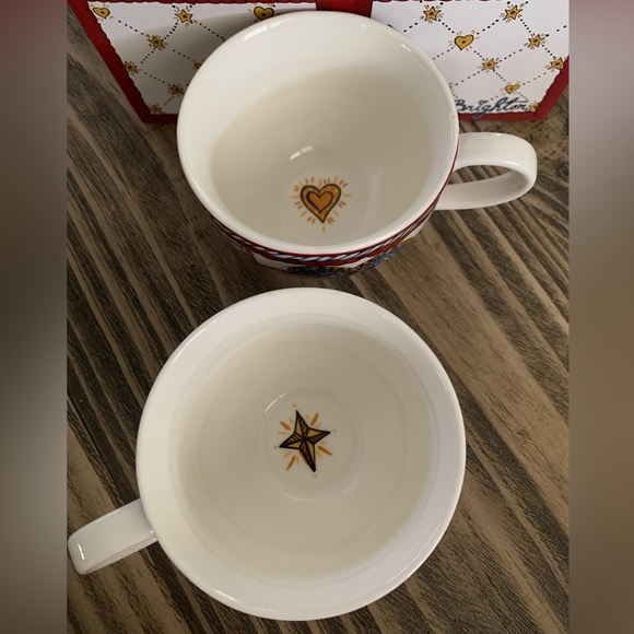 Brighton Set of 2 Large Tea Coffee Cups Festive VIP Gift LOVE New in Box - Picture 3 of 10